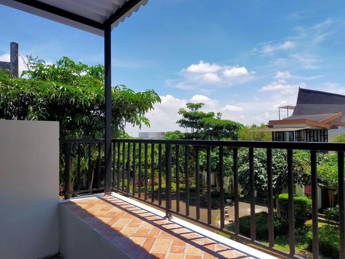 Vimala Hill Villa And Resort - 3 Bedrooms Bogor Exterior photo
