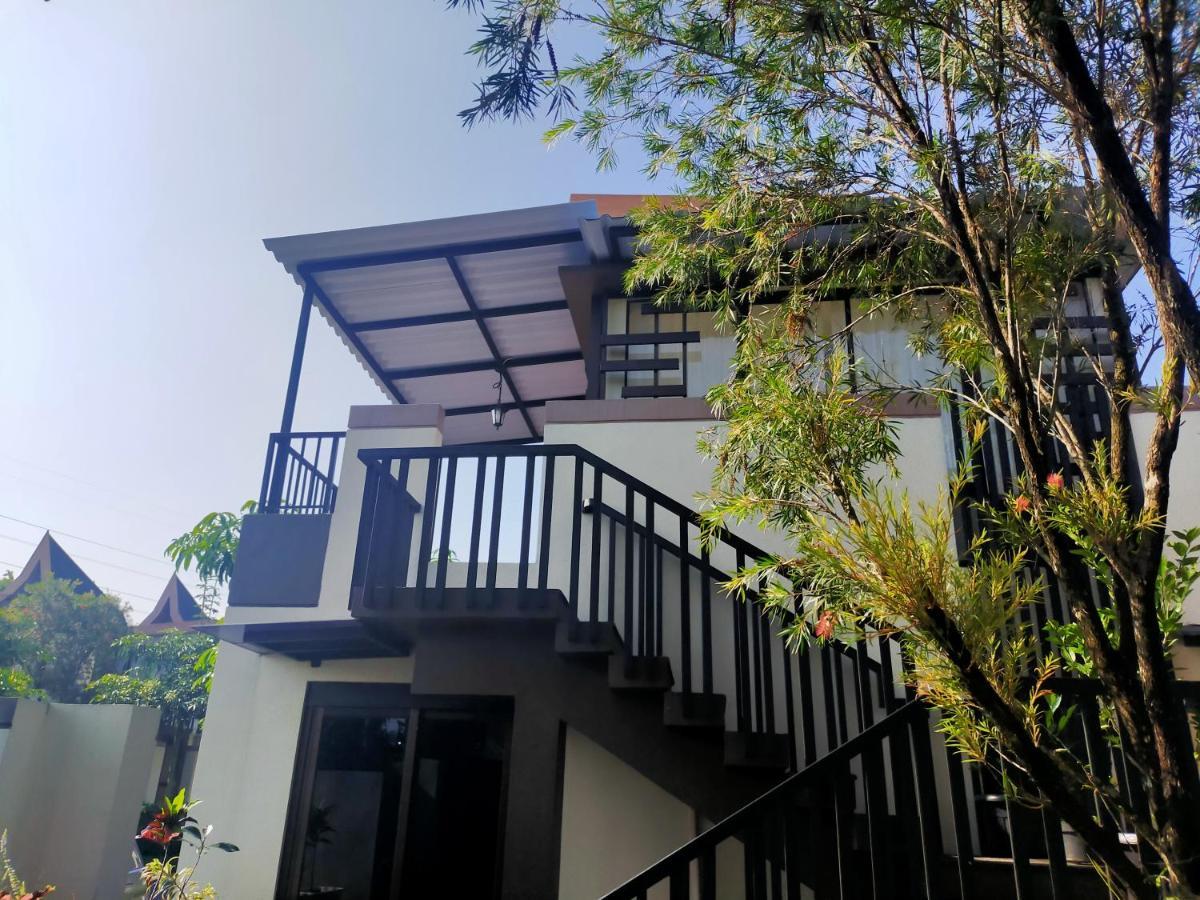 Vimala Hill Villa And Resort - 3 Bedrooms Bogor Exterior photo